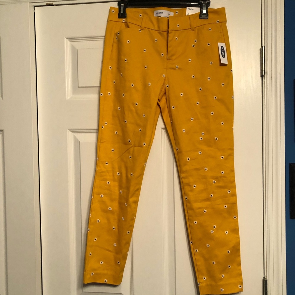 Old Navy Pixie Pants
